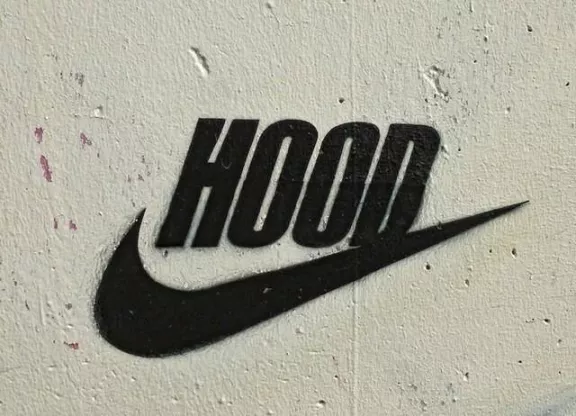 DE Hamburg Hood Nike