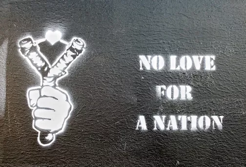 DE Hamburg No Love for a Nation