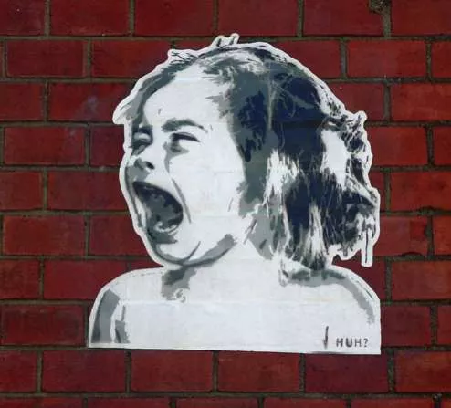 DE Hamburg huh crying child