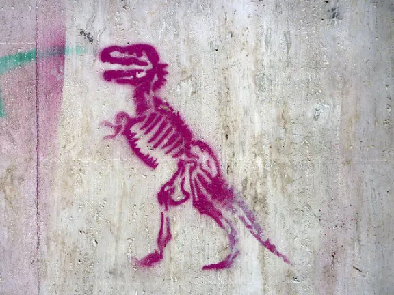 IT Rome T Rex skeleton