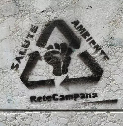 IT Naples salute fist