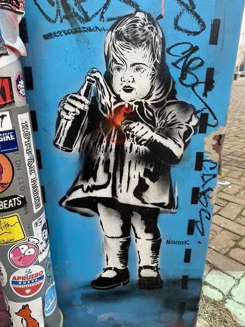 NL Amsterdam N888k Molotov ph Novy