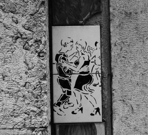 PT Lisbon dancing photo j rojo Brooklyn Street Art