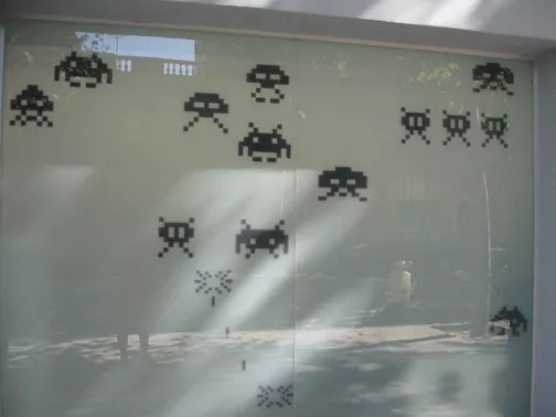 ES Barcelona space invaders