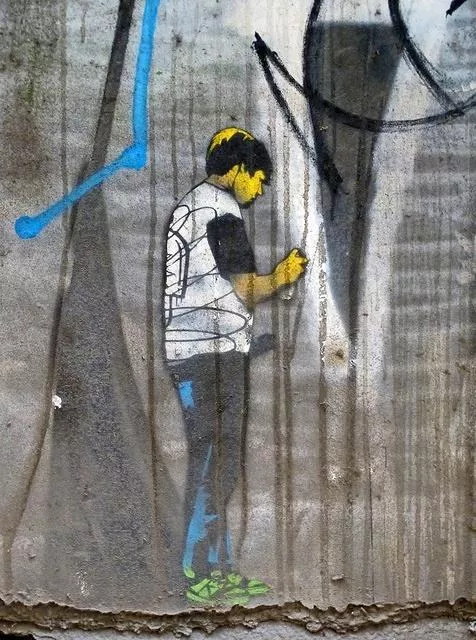 ES Barcelona Man Painting 01