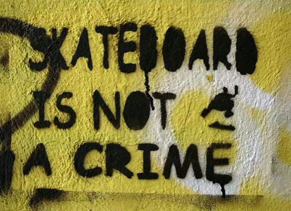 ES Grenada skateboard not a crime