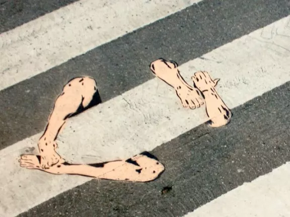 SE Stockholm hugging cross walk bar
