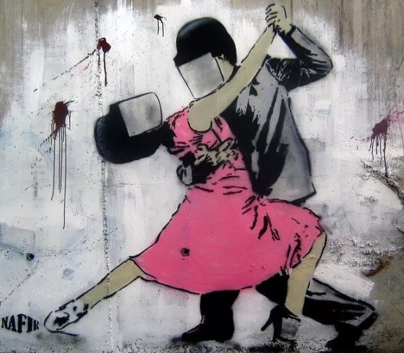 IR NAVIR Dancing in a riot