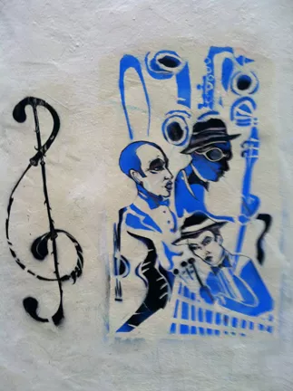 Eclair treble clef