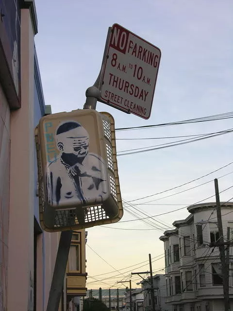Pneu SF Mission no parking