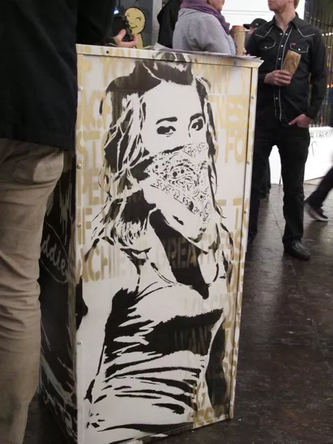 Eddie Colla masked