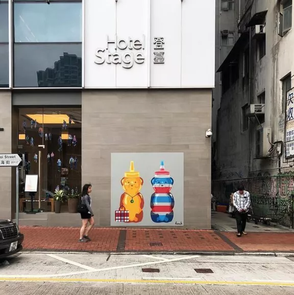 fnnch Hong Kong bears