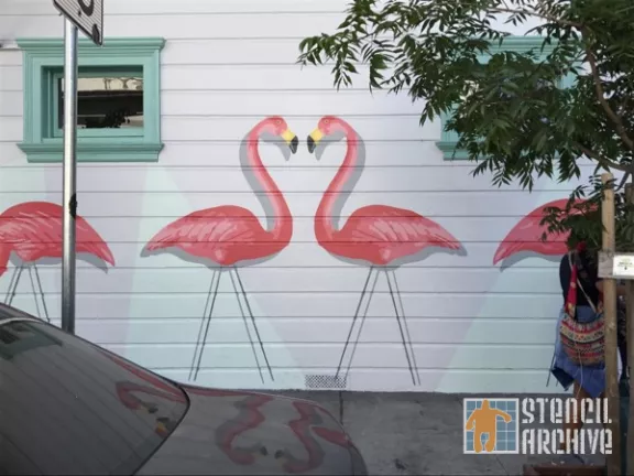 fnnch flamingos making heart