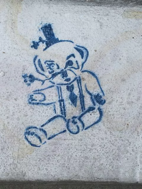 SF Clarion Alley teddy bear