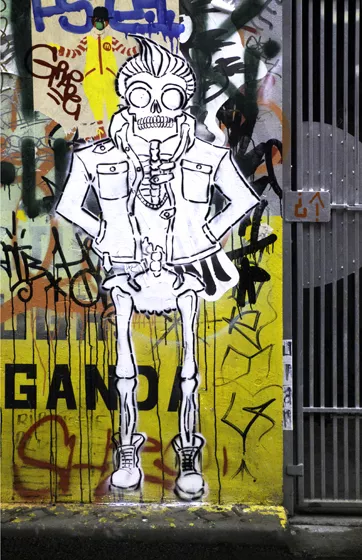 SF Clarion Alley skeleton
