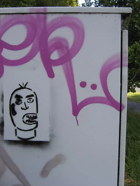 SF Upper Haight round face