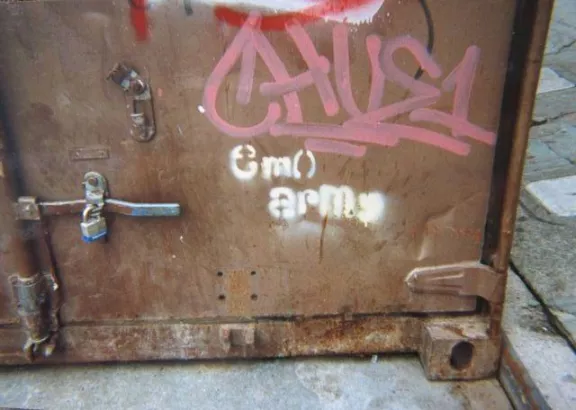 SF Valencia at 17th 1999 emo army