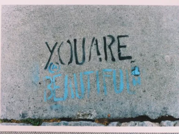 SF Mission 24th Harrison 2001 You are beautiful circle A