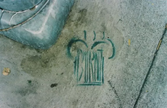 SF Valencia near 22nd c. 2000 burnt toast