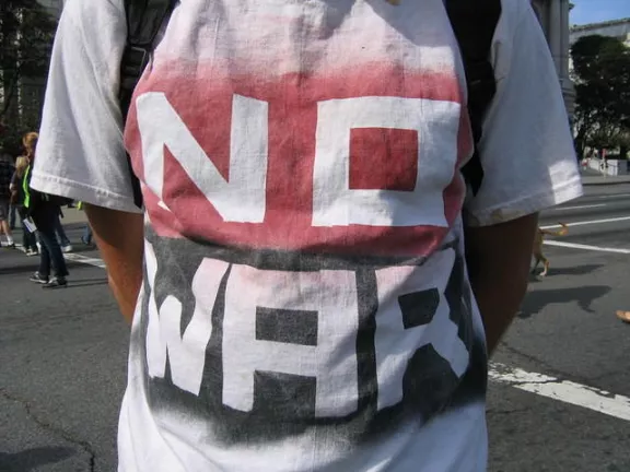 SF Protest No War tee