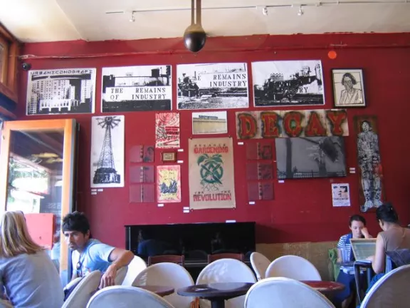 Stencil Nation 2008 Revolution Cafe Decay Wall 01