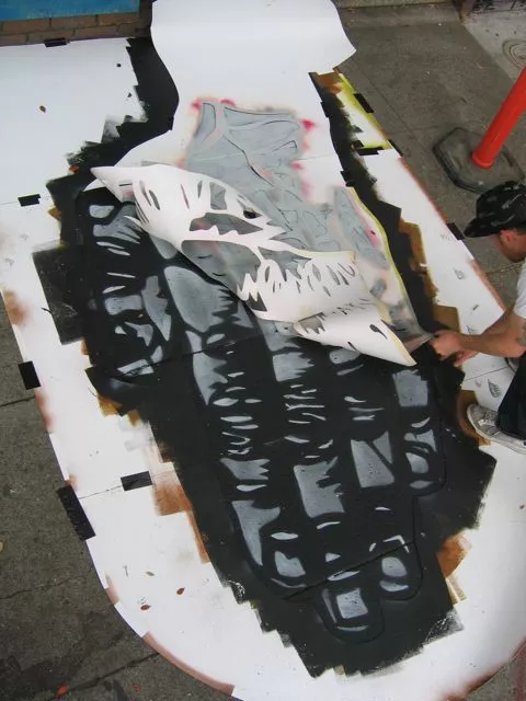 Stencilada 2009 - Adam5100 Hands 01