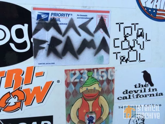 SF Mission CELLspace Maca Frama sticker