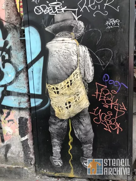 MX CDMX Coyocan man with bag