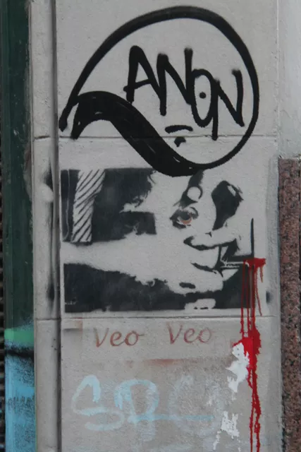 UY Montevideo bleeding knife