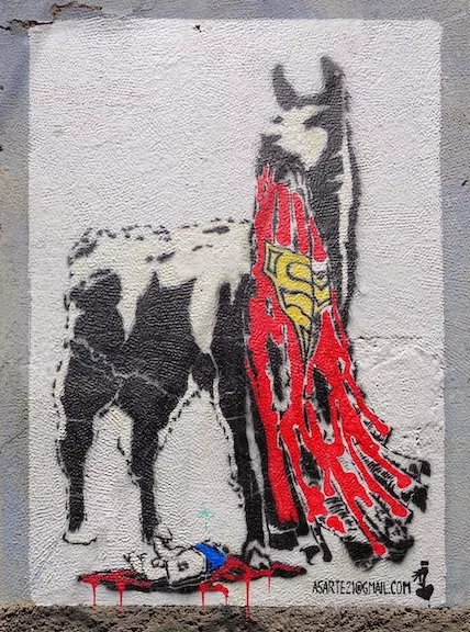 BO La Paz Asarte eating Superman 