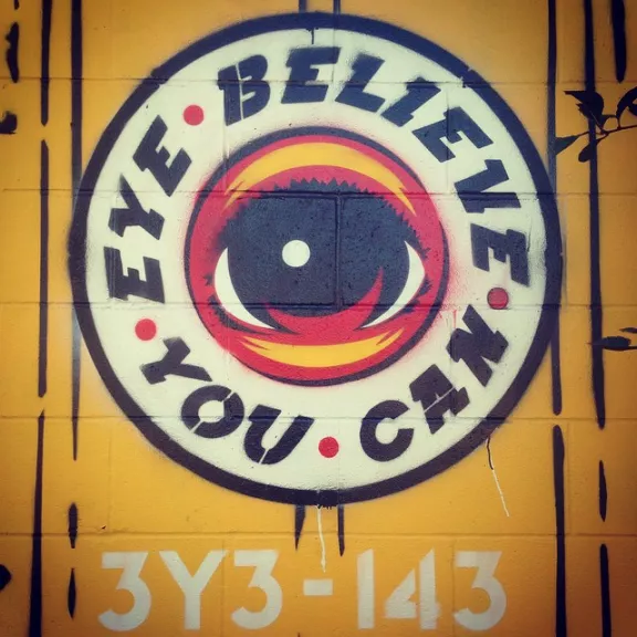 Peat EYEZ mono love train 01