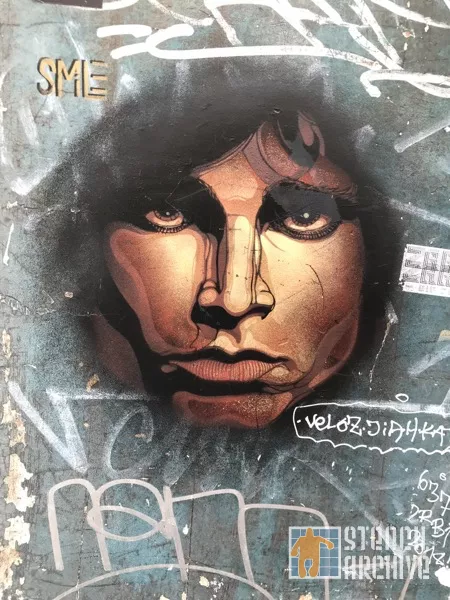 SMiLE FR Paris Butte aux Cailles Jim Morrison