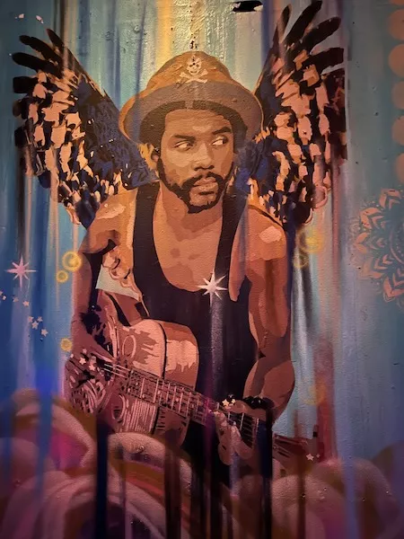 Niz TX Austin Gary Clark Jr.