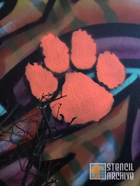 CA East Bay Oakland tiger paw