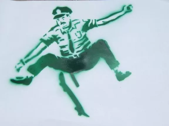 CA LA Riverside UCLA skating cop