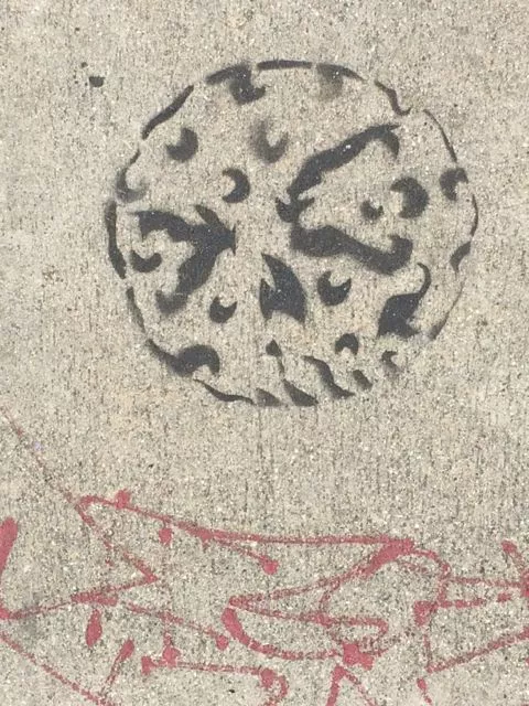 CA LA Highland Park moon face