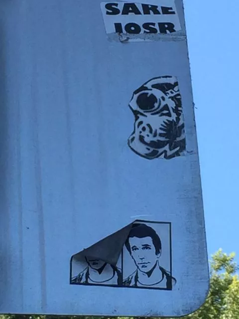 CA LA Hollywood skull sticker