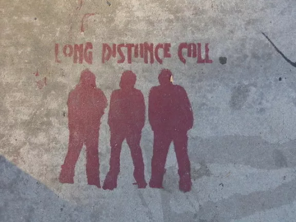 CA LA Melrose Long Distance Call
