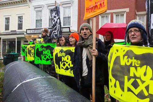LA Vote No KeystoneXL