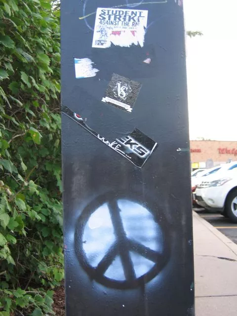 MN peace sign