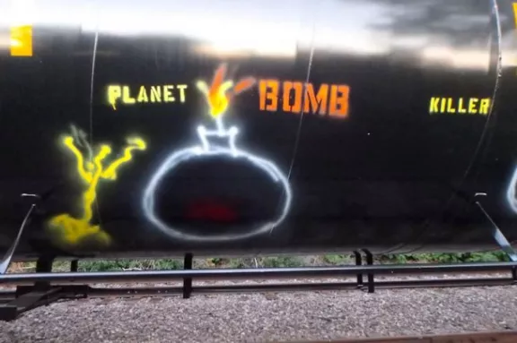 VT Charlotte Crude Oil Train